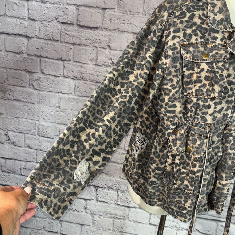 POL Women's Leopard Cheetah Print Distressed Cargo Jacket Size L - Picture 7 of 15